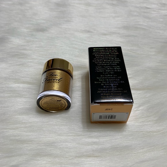 ❌SOLD❌ Too Faced - PURE GOLD LOOSE GLITTER - Picture 3 of 3